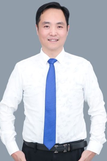 张锐