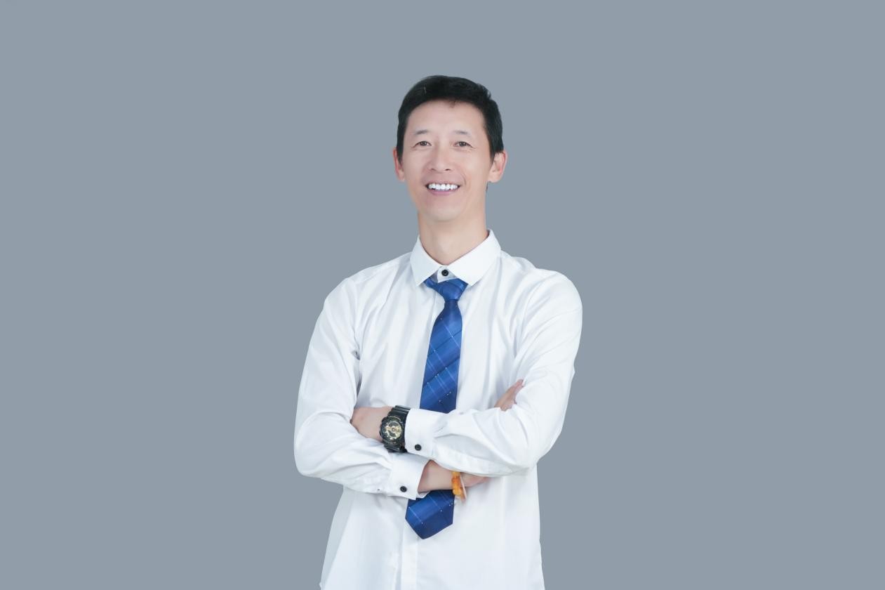 王大伟