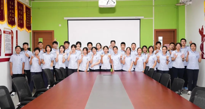 六力学校初中部学生会纳新 | 热爱与梦想就此启航！
